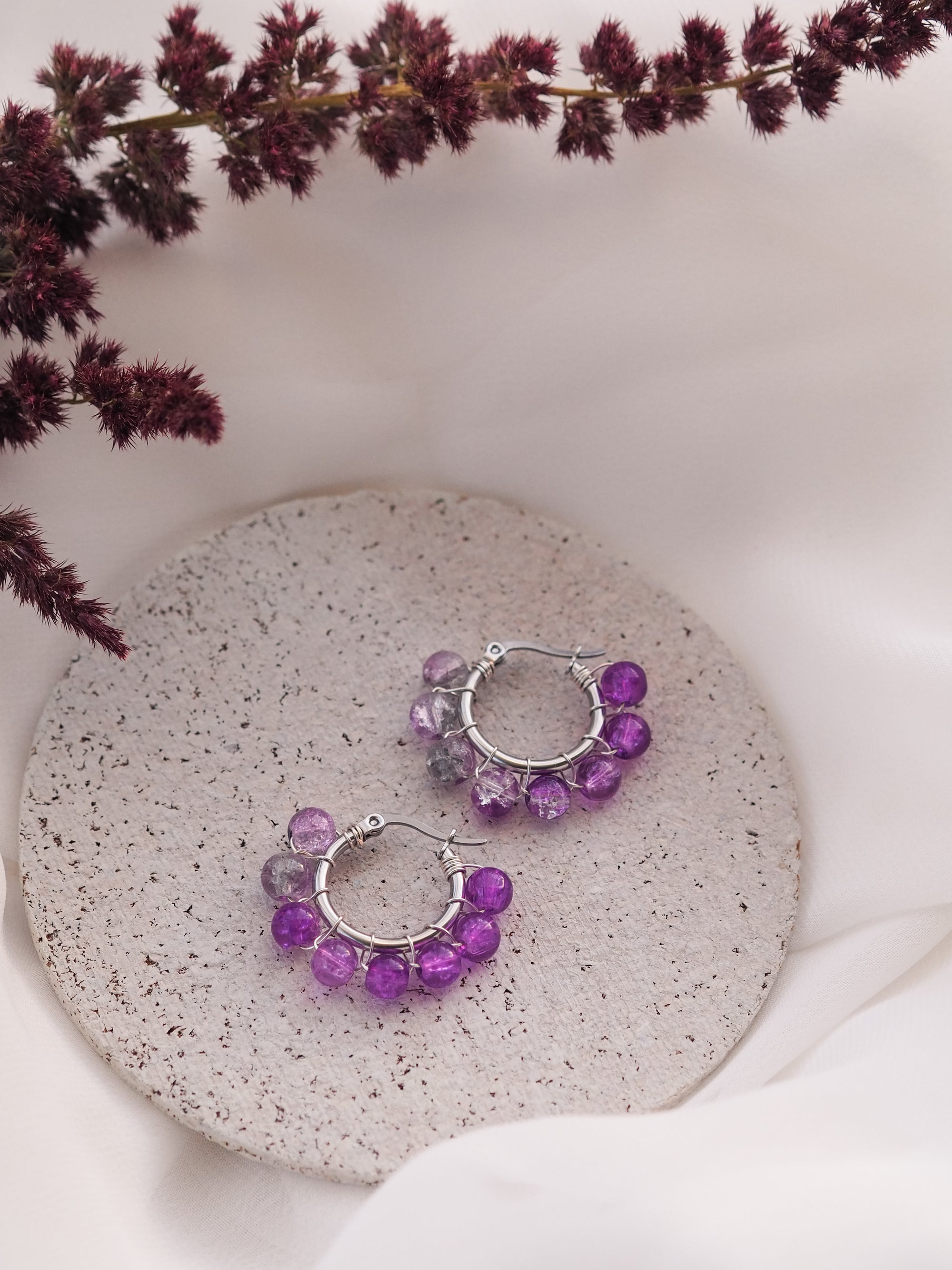 Säde-korvikset · Erikoisvärit